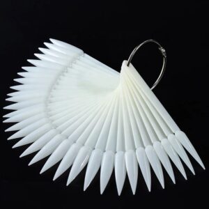 Démo ongles pointu naturel (50)