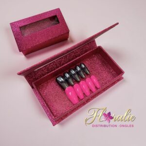  Boîte de présentation pour ongles prêt-à-porter – Fushia